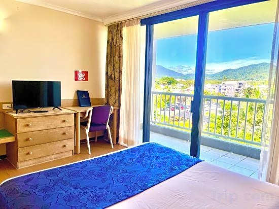 Acacia Court Hotel