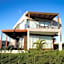 Casa em Milagres/AL | 3 suítes, vista-mar, piscina