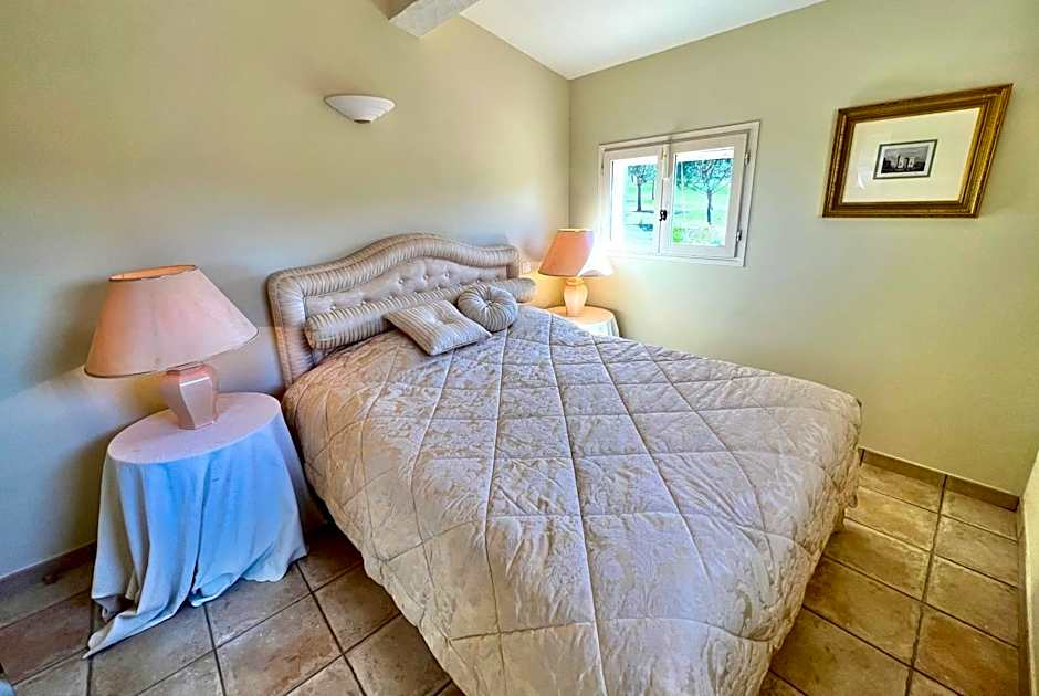 Villa La Source 83 - Room Close To St Tr – Cogolin, ID