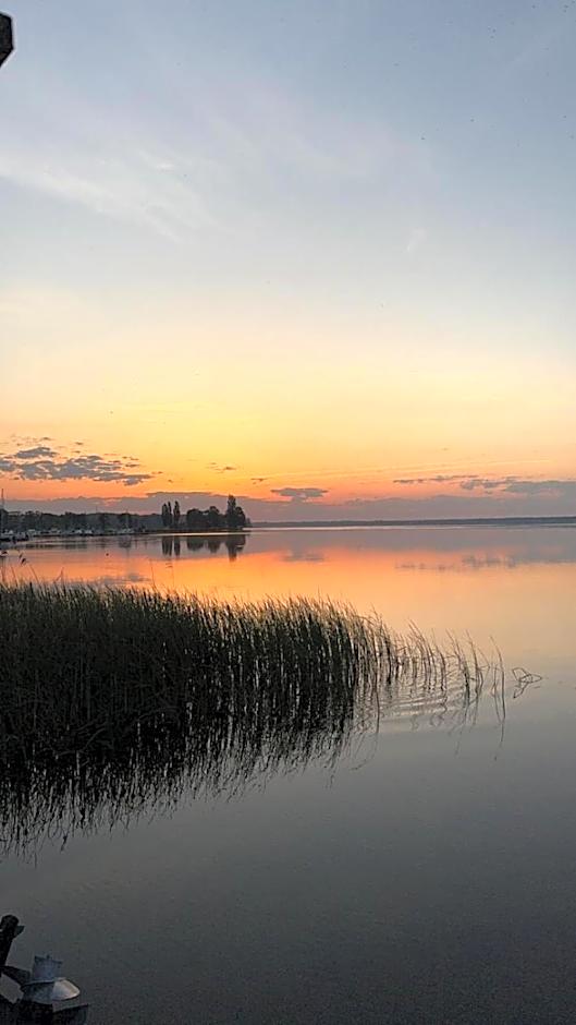 Relax place & restaurant