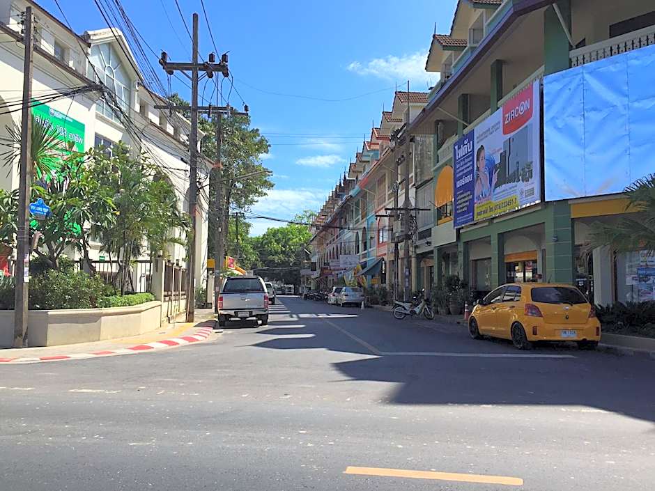 Nawaporn Place