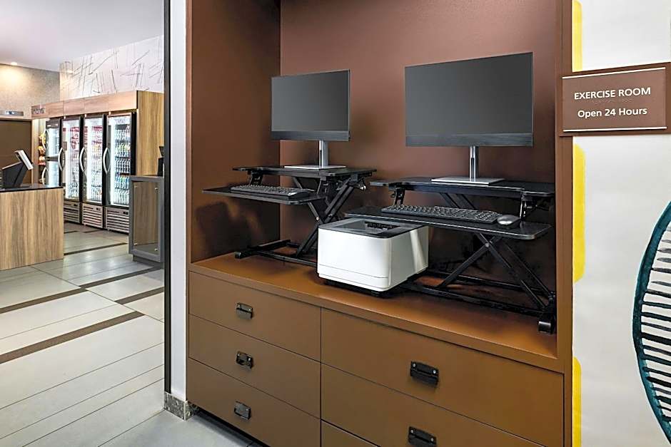 Residence Inn by Marriott New York Queens
