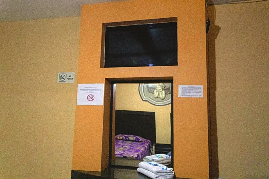 OYO Hotel Colon