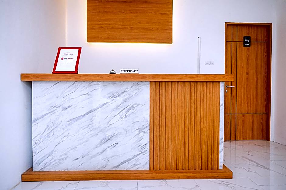 RedDoorz near Ambarrukmo Area