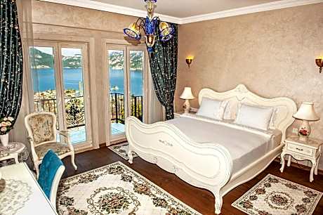 Swan Lake Hotel - Adult Only