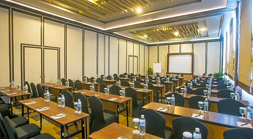 The Lerina Hotel Nusa Dua