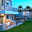 White Pearls-Adults Only Luxury Suites
