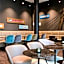Motel One Köln-Altstadt