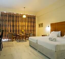 Woodlands Hotel