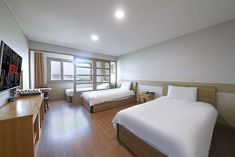 Fantastic Ocean View Sydney Hotel