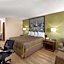 Super 8 by Wyndham Fort Mitchell Cincinnati Area