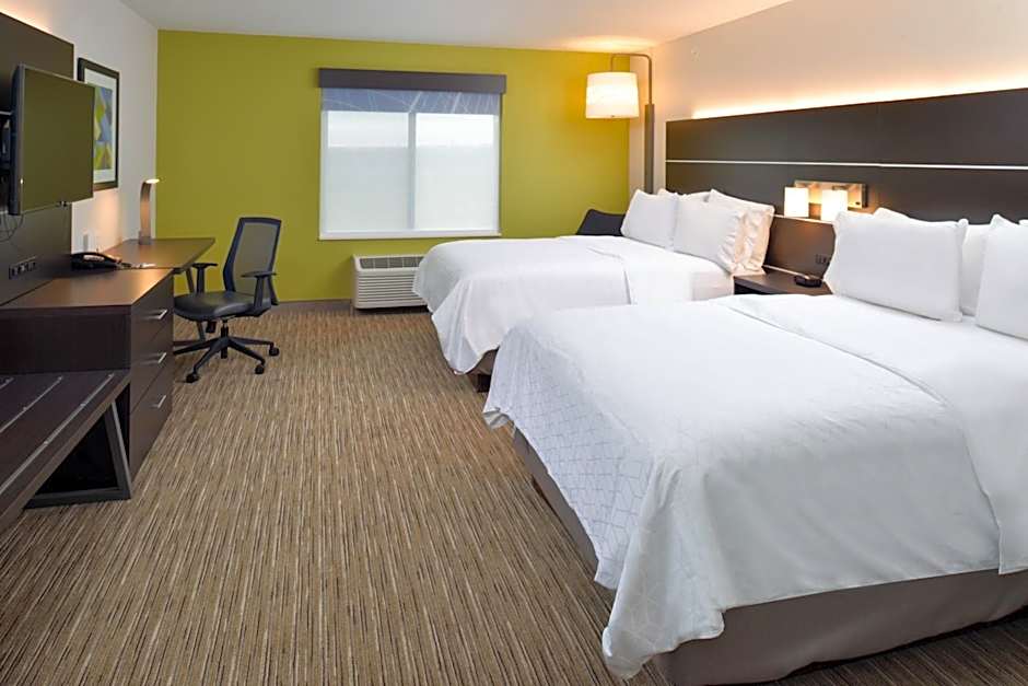 Holiday Inn Express & Suites Pueblo By IHG