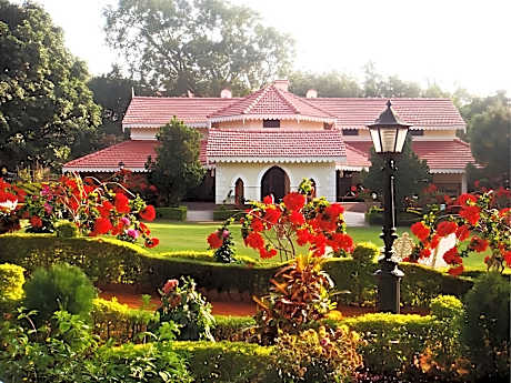 WelcomHeritage Golf View