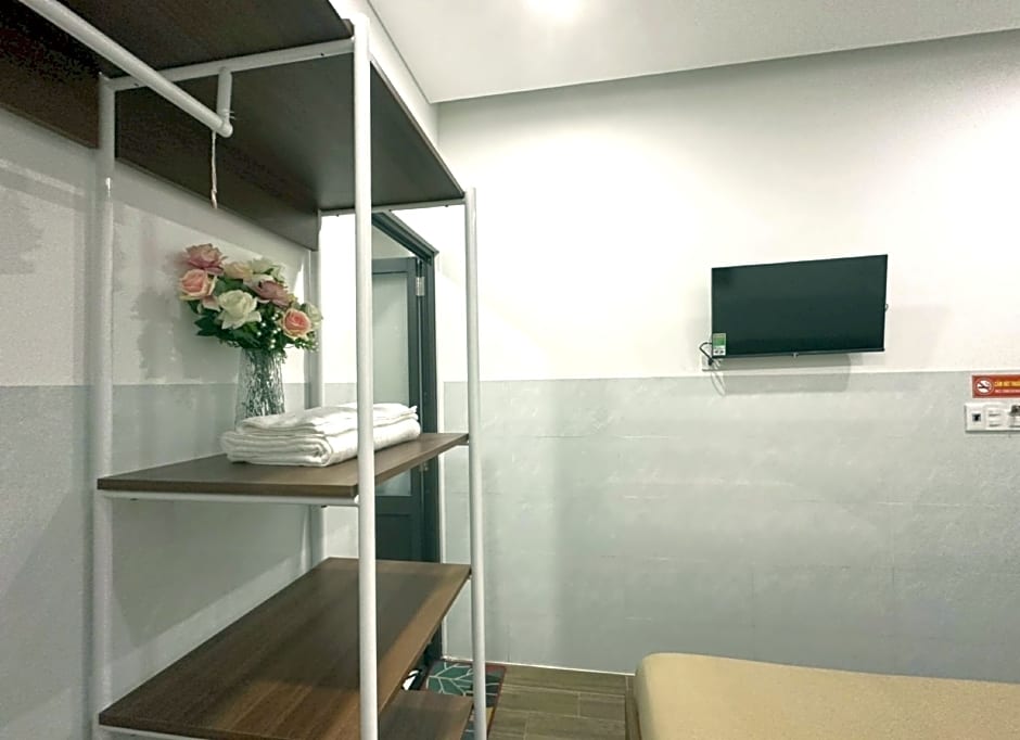 OYO 1193 Huynh Gia Hotel