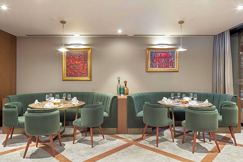 DoubleTree by Hilton Plovdiv Center