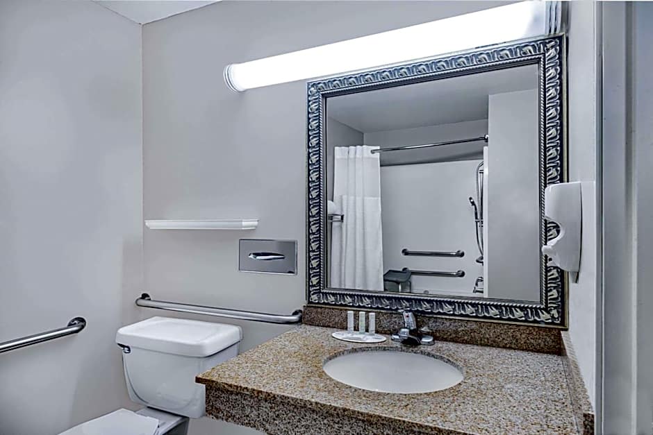 Baymont by Wyndham Gurnee