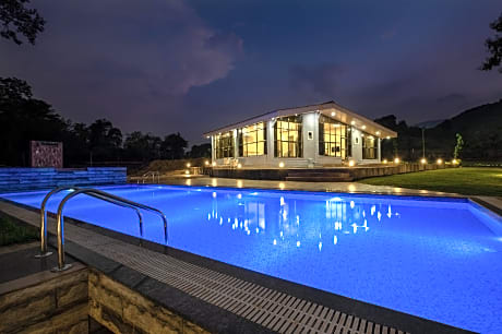 HillRock Resort & Villas, Karjat