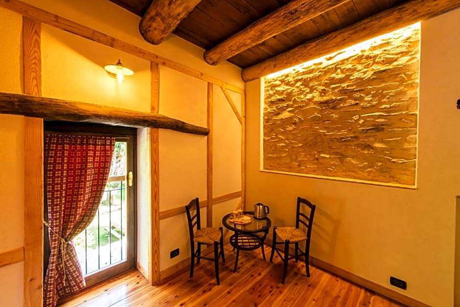 B&B IDUEVAGAMONDI immerso nel bosco tra le MONTAGNE con area benessere come EXTRA