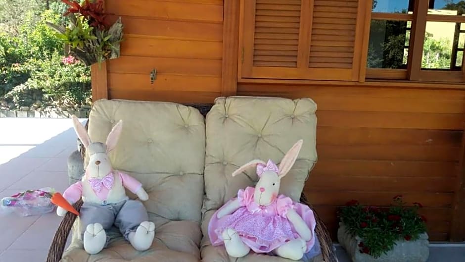 Caminhos da Serra do Tabuleiro - Chalé Araucária