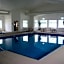 Oak Hill Inn & Suites
