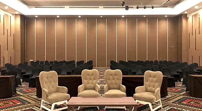Aston Kupang Hotel & Convention Center