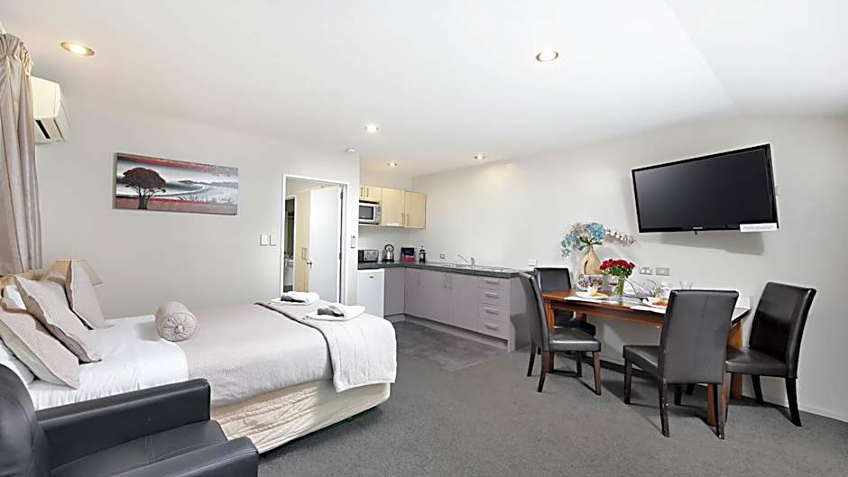 Arthur's Court Motor Lodge