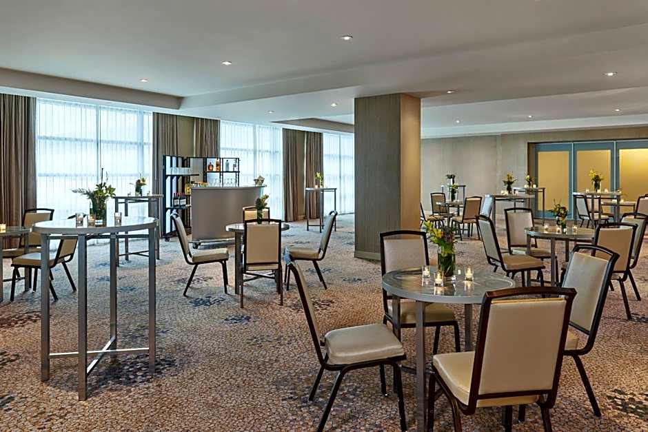 The Westin Detroit Metropolitan Airport