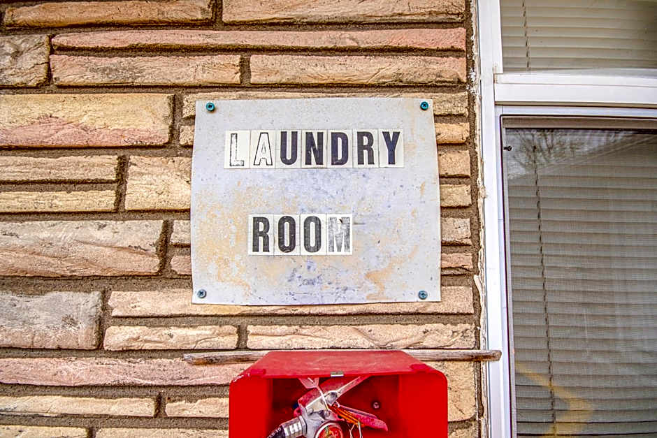 OYO Travelier Motel