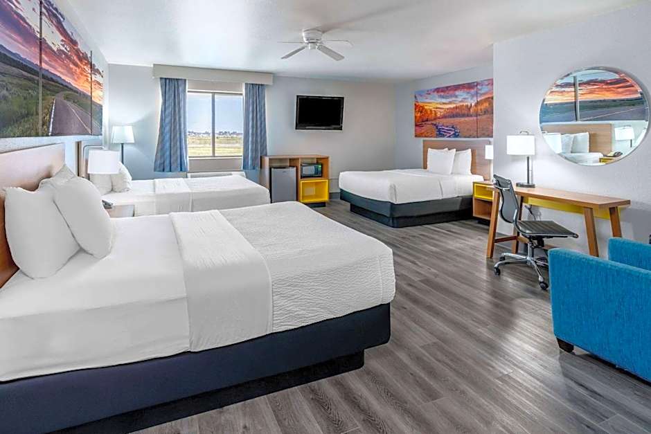 Days Inn by Wyndham Lamar