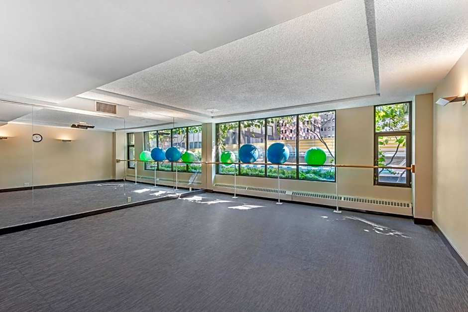 Omni Mont-Royal Hotel