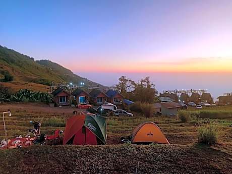 Baan Phak Plaithang  @Phu Thap Buek