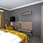 Dr. Holms Hotel