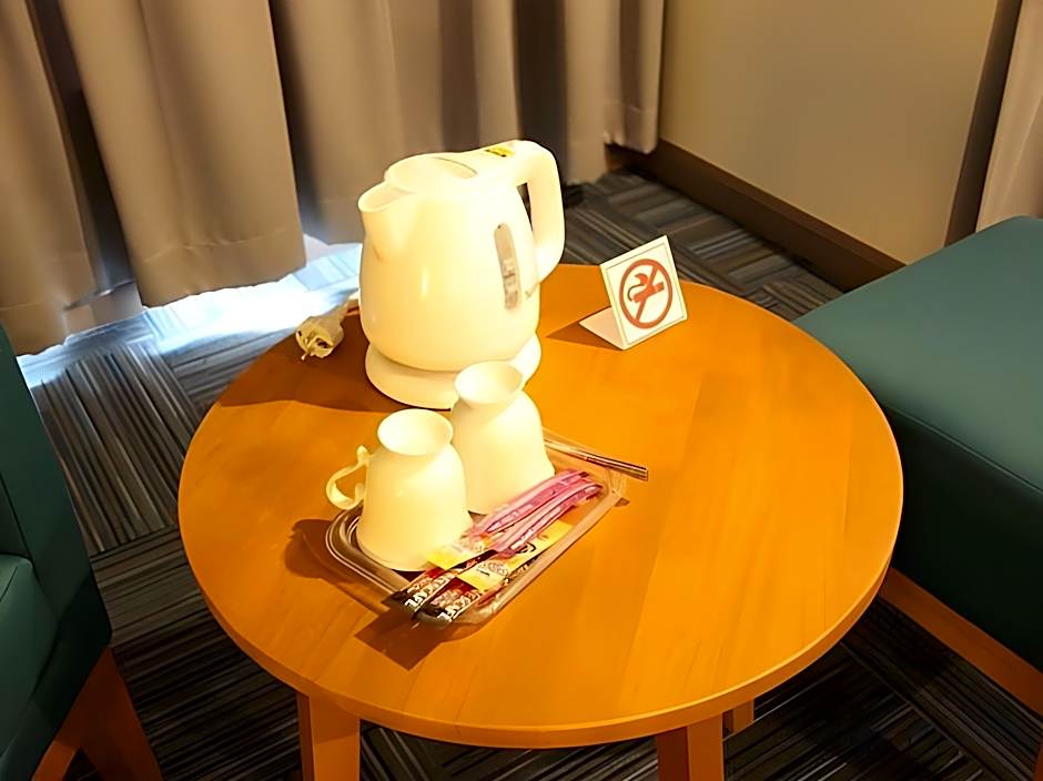 S Tara Grand Hotel