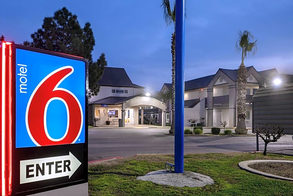 Motel 6-Buttonwillow, CA Central