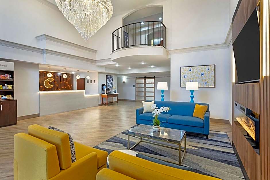 Comfort Suites East Brunswick - South River