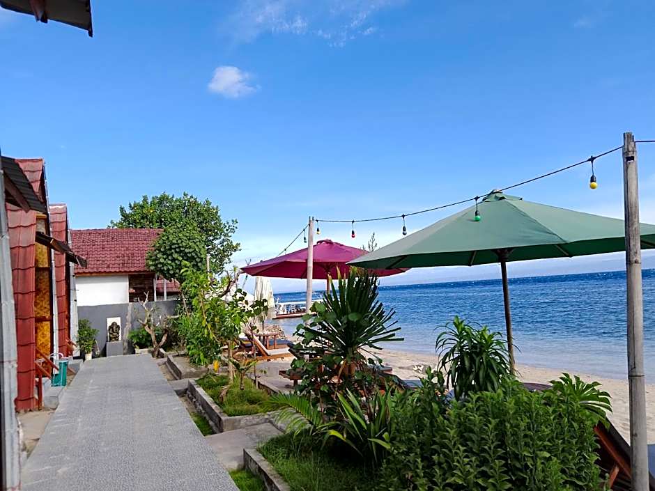 Road Beach Villa