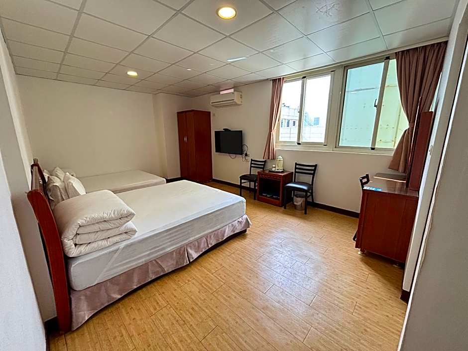 Chantai Hotel