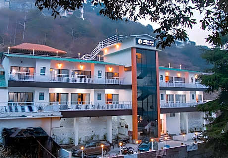 Moonlight Lake Resort Bhimtal  By Wild Cherry