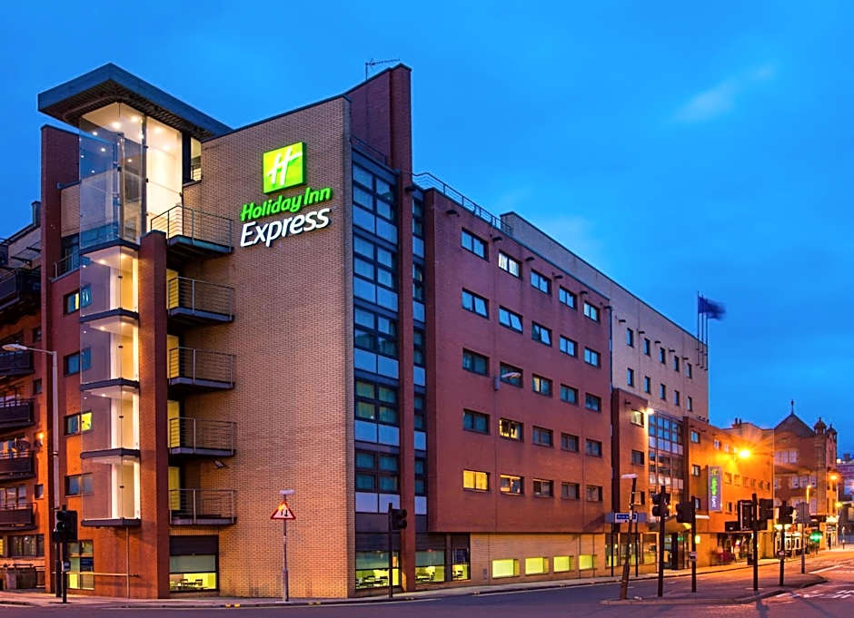 Holiday Inn Express - Glasgow - City Ctr Riverside By IHG
