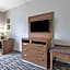 Quality Inn & Suites I-35 E/Walnut Hill