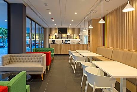 Hotel Dwo Colours Alcala