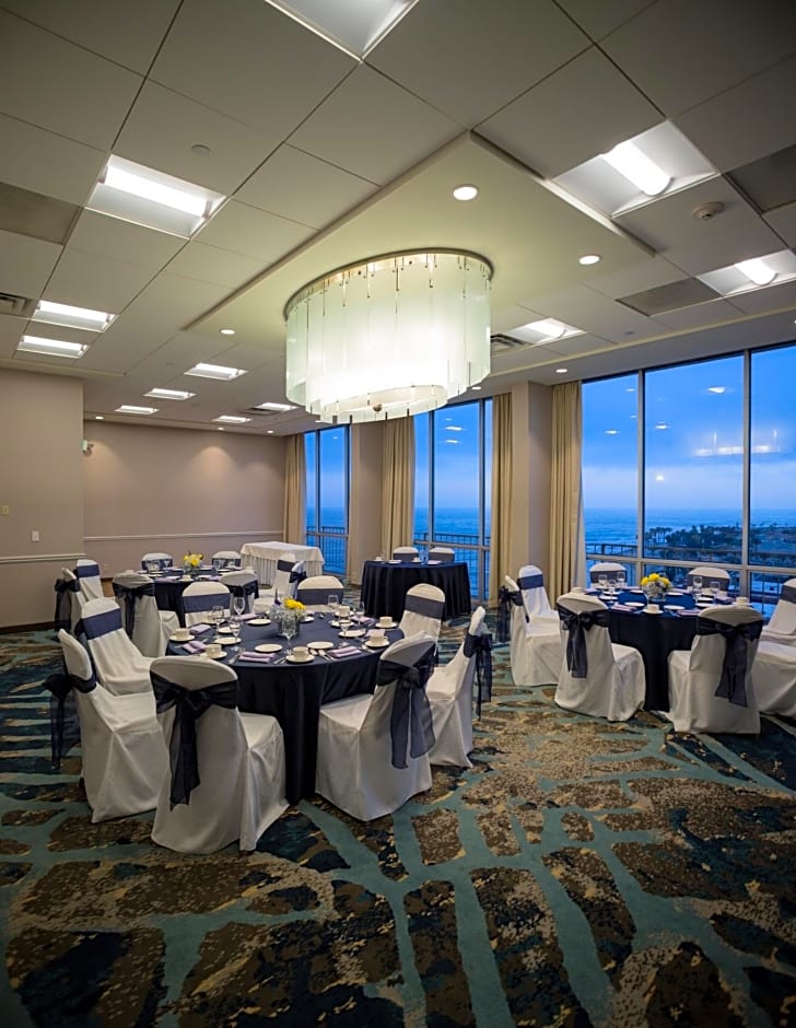 Crowne Plaza Ventura Beach By IHG