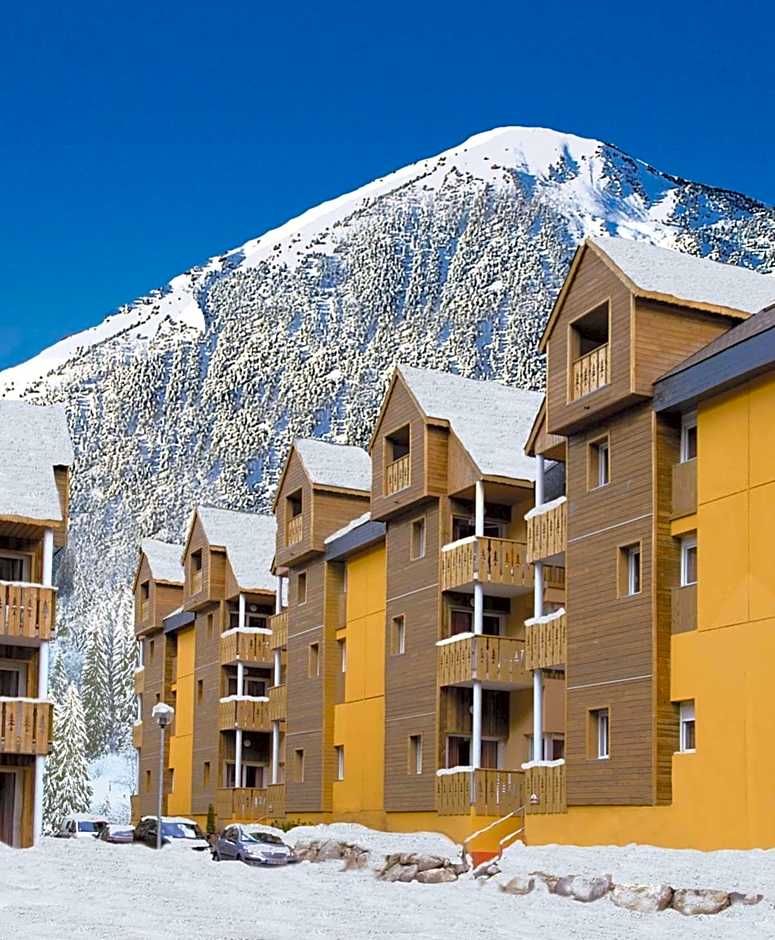 Lagrange Vacances Le Domaine des 100 Lacs
