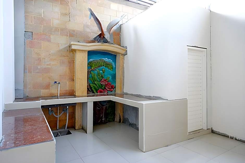 RedDoorz @ Jalan Pattimura Palu