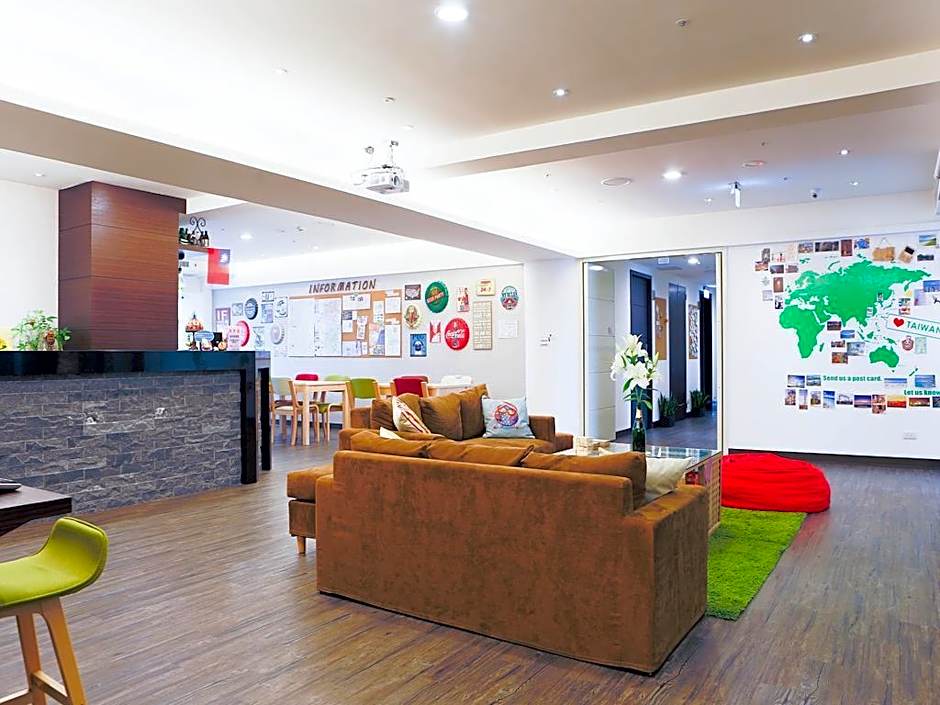 Sleepy Dragon Hostel