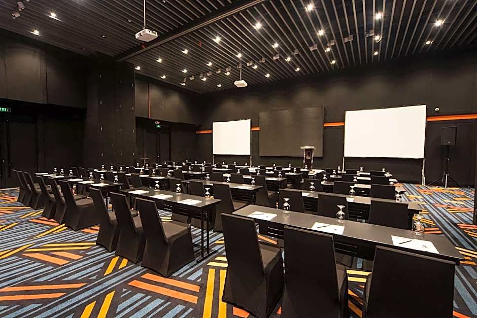 The B Hotel Quezon City (Multi Use Facility)