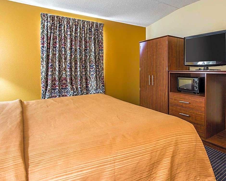 Quality Inn Mullins - Marion