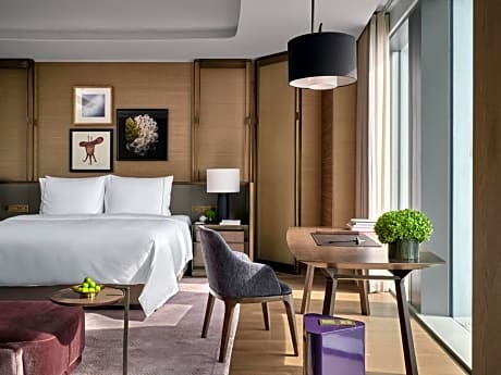 Premier King Room