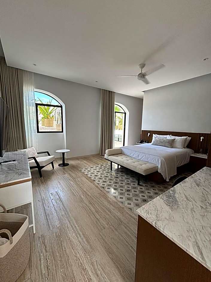 Casa Continental Hotel Boutique & Suites - Adults Only