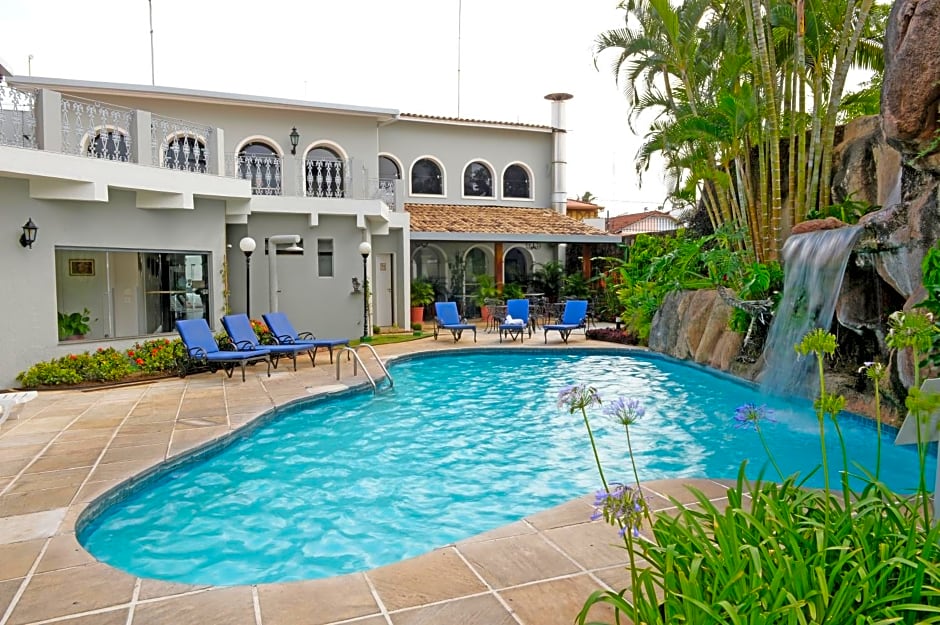 Hotel Colonial Plaza